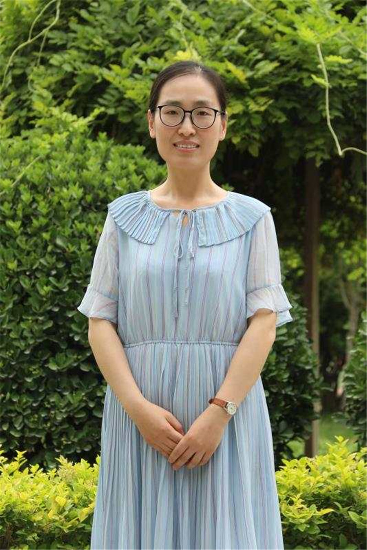 李静.jpg