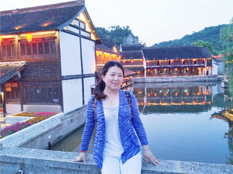 李小苏.jpg
