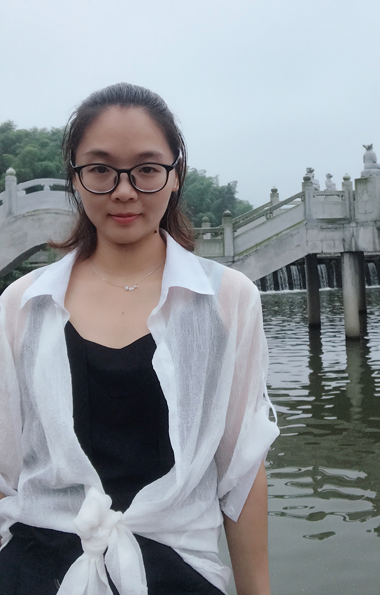 杨婕750.jpg