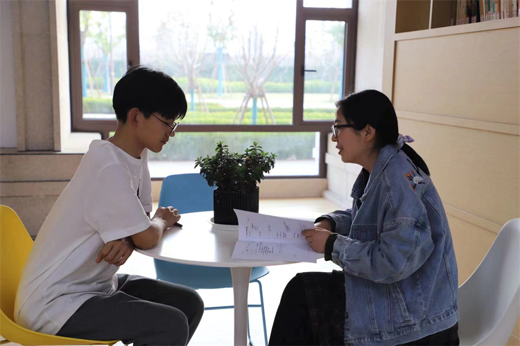 作为导师辅导学生.jpg