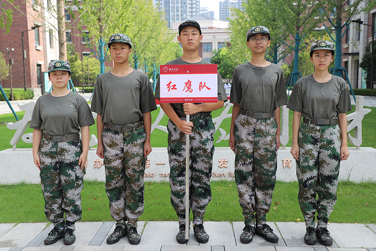 图片7 红鹰队.JPG