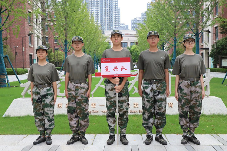 ._图片13吴瑾源  李俊道  韦雨来  马童宇  宋依诺.jpg