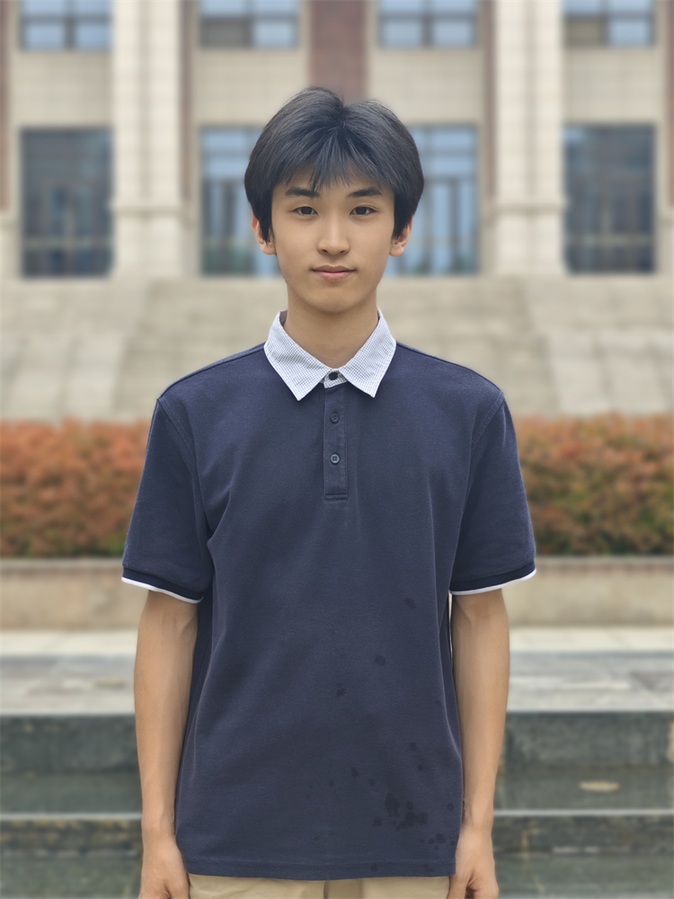 1744677115216953.jpg 1一等奖李卓远.jpg