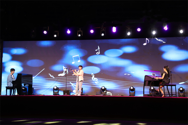 1746499054245259.jpg 图九:器乐联奏《弦韵华心》3.jpg